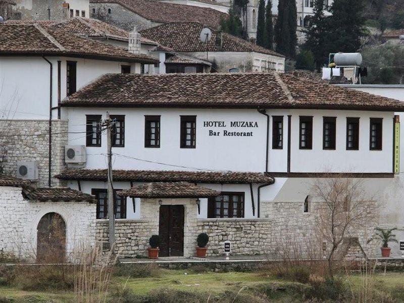 Boutique Hotel Muzaka Berat Buitenkant foto