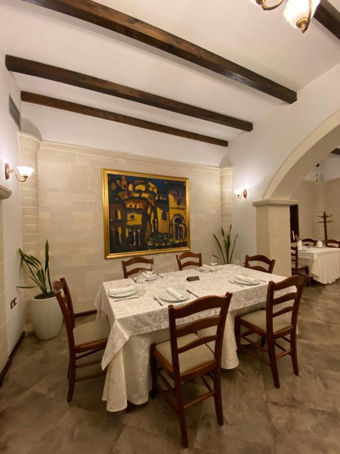 Boutique Hotel Muzaka Berat Buitenkant foto
