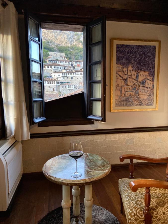 Boutique Hotel Muzaka Berat Buitenkant foto