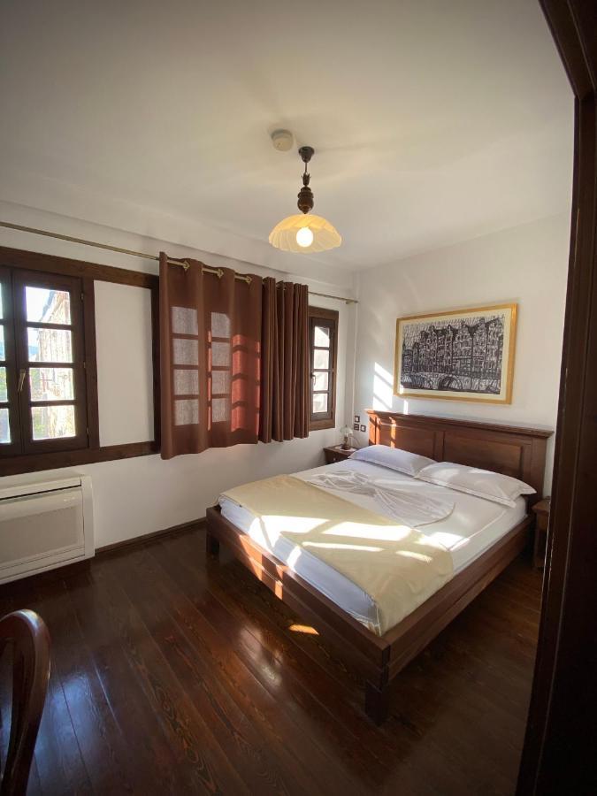 Boutique Hotel Muzaka Berat Buitenkant foto