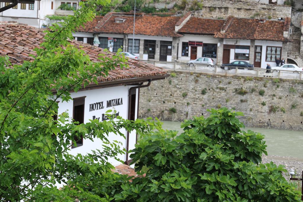 Boutique Hotel Muzaka Berat Buitenkant foto
