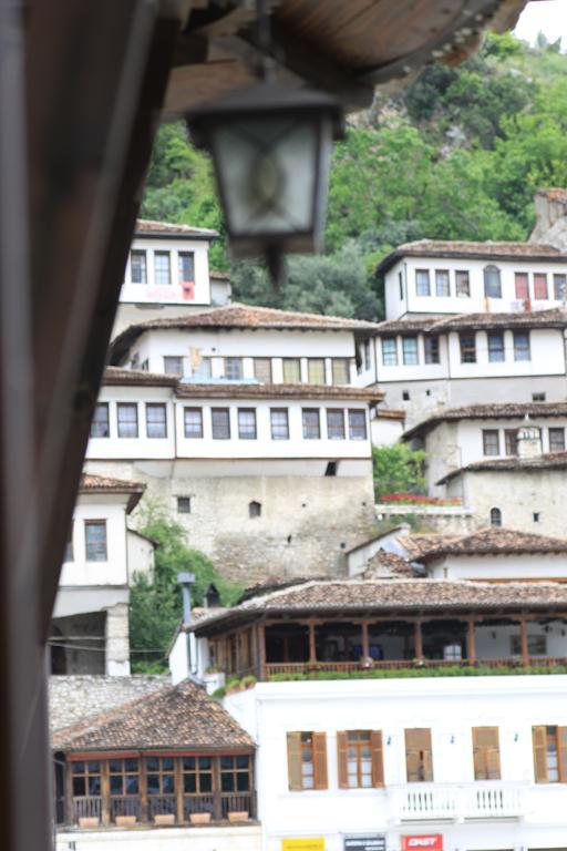 Boutique Hotel Muzaka Berat Buitenkant foto